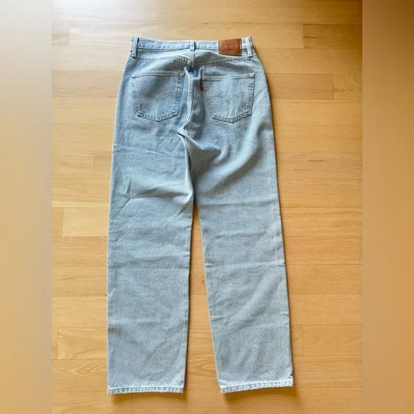 Levi’s 501 Premium Jeans W26 L30 Light Wash Button Fly Straight Leg - Picture 3 of 9